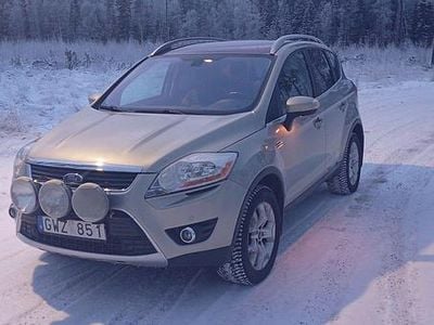 Begagnad 2009 Ford Kuga SUV | 49 999 kr