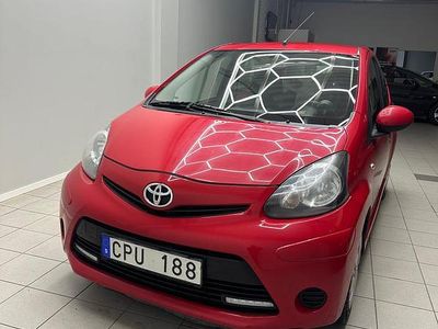 Begagnad 2013 Toyota Aygo Halvkombi | 33 500 kr (Lite dyr)