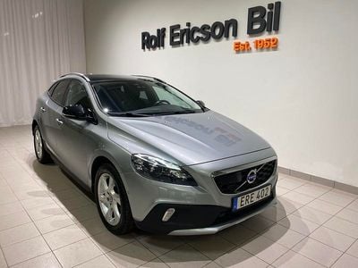 Silver Begagnad 2015 Volvo V40 CC Kombi | 189 500 kr