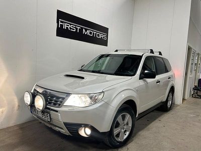 Vit Begagnad 2012 Subaru Forester SUV | 52 900 kr (Marknadspris)