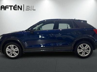 Blå Begagnad 2024 Audi Q2 Advanced Plus SUV | 273 900 kr (Marknadspris)