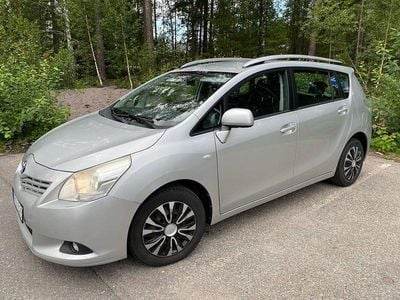 Begagnad 2010 Toyota Verso Minibuss | 87 000 kr (Dyr)