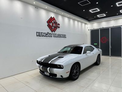 begagnad Dodge Challenger 3.6 / 309HK / V6 / SPORT-AVGAS / SV-SÅLD