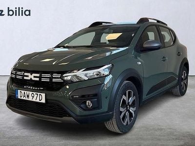 Grå Begagnad 2022 Dacia Sandero Stepway SUV | 149 900 kr (Bra pris)