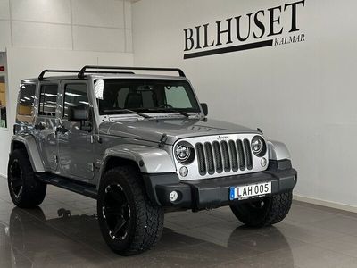 begagnad Jeep Wrangler Unlimited 2.8 4WD 200HK Sahara Edition