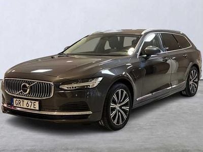 Grå Begagnad 2022 Volvo V90 Kombi | 309 900 kr (Marknadspris)