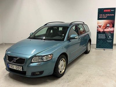 Blå Begagnad 2010 Volvo V50 Momentum Kombi | 44 800 kr (Marknadspris)