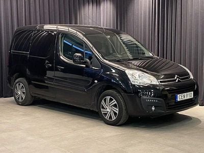Svart Begagnad 2018 Citroën Berlingo Minibuss | 124 000 kr (Marknadspris)