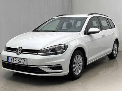 Vit Begagnad 2019 VW Golf VII | 146 000 kr (Marknadspris)