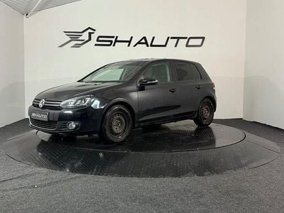 Svart Begagnad 2012 VW Golf VII Highline Halvkombi | 78 900 kr (Lite dyr)