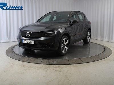 Onyx svart metallic Begagnad 2023 Volvo XC40 Plus SUV | 314 900 kr
