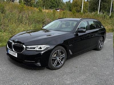 Begagnad BMW 530e 292 HK (214 kW) 2023 Svart Kombi