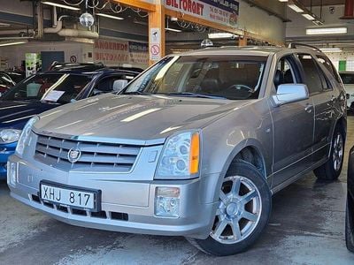 Begagnad Cadillac SRX 258 HK (189 kW) 2006 Silver SUV