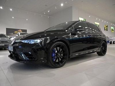 Ny 2026 VW Golf VIII Black Edition Halvkombi | 688 600 kr