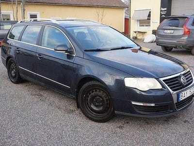 Mörkgrå Begagnad 2007 VW Passat Sportline Kombi | 26 900 kr (Lite dyr)