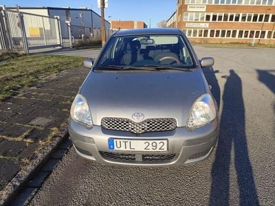 Begagnad 2004 Toyota Yaris Halvkombi | 23 000 kr (Marknadspris)