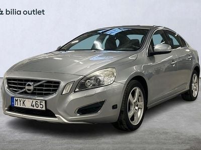 Silver Begagnad 2012 Volvo S60 Momentum Sedan | 94 900 kr (Marknadspris)