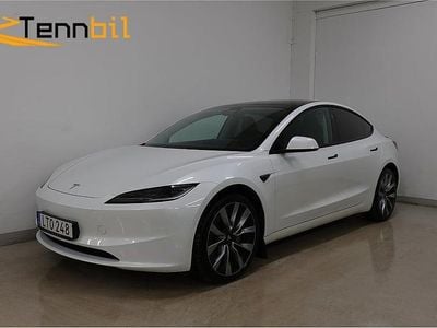 Vit Begagnad 2023 Tesla Model 3 Long Range AWD Sedan | 429 900 kr (Dyr)