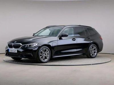 Begagnad 2021 BMW 330 Kombi | 285 000 kr