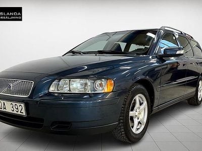 Blå Begagnad 2006 Volvo V70 Kombi | 34 900 kr (Marknadspris)