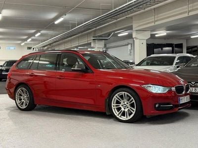Begagnad BMW 320 Sport Line 184 HK (135 kW) 2012 Röd Kombi