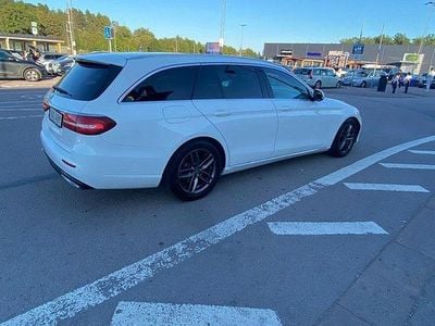 Mercedes E220
