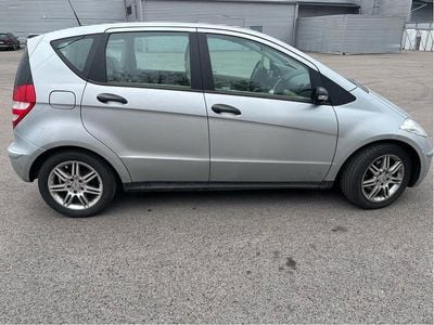 Silver Begagnad 2006 Mercedes A150 Classic Halvkombi | 53 000 kr (Lite dyr)