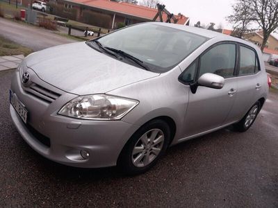 begagnad Toyota Auris 5-dörrar 1.4 D-4D Euro 5