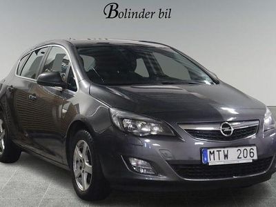 Begagnad Opel Astra Enjoy 140 HK (102 kW) 2011 Grå Halvkombi