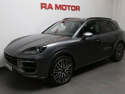 Begagnad Porsche Cayenne Sport 471 HK (346 kW) 2025 Quarzite grey metallic SUV