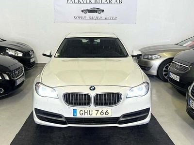 Begagnad BMW 520 184 HK (135 kW) 2014 Vit Sedan
