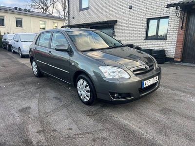 Grå Begagnad 2006 Toyota Corolla Halvkombi | 69 900 kr (Lite dyr)