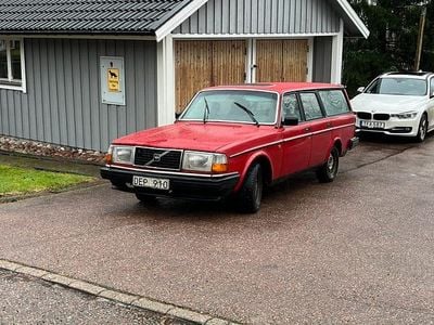 Begagnad Volvo 240 112 HK (82 kW) 1984 Kombi