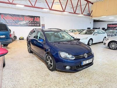 Begagnad VW Golf VI GT 160 HK (117 kW) 2010 Mörkblå Halvkombi