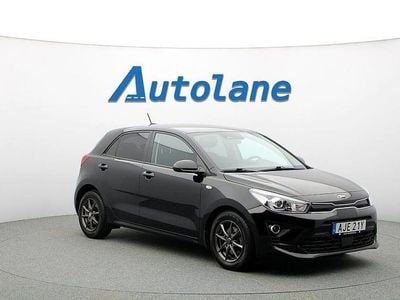 Svart Begagnad 2020 Kia Rio Halvkombi | 169 900 kr (Marknadspris)