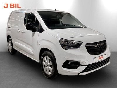 Icy white (solid) Begagnad 2024 Opel Combo-e Life Van | 312 375 kr (Superpris)
