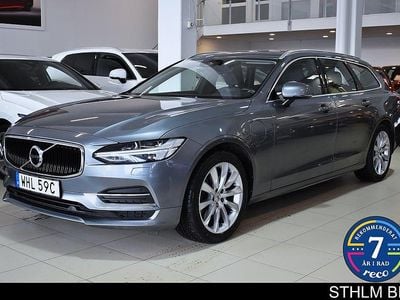 Grå Begagnad 2020 Volvo V90 Momentum Kombi | 299 000 kr (Marknadspris)