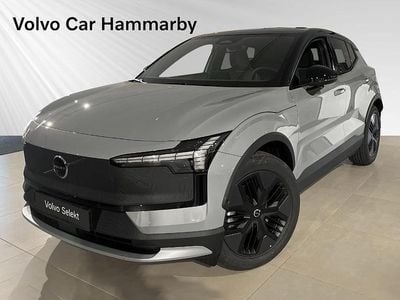 Grå Ny 2025 Volvo EX30 CC Performance SUV | 568 900 kr (Bra pris)