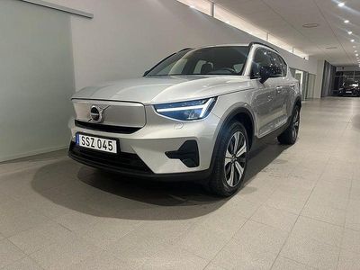 Silver Begagnad 2022 Volvo XC40 Core SUV | 329 500 kr