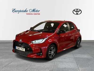 begagnad Toyota Yaris Hybrid 1,5 HYBRID 5D GR SPORT PLUSPAKET V-HJUL NAVI