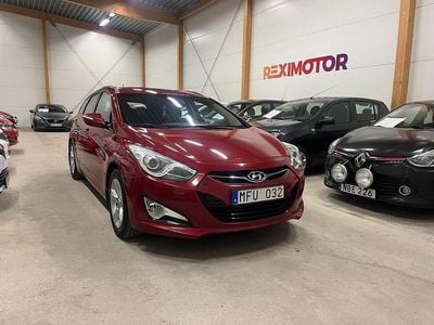 Begagnad Hyundai i40 Select 135 HK (99 kW) 2011 Röd Kombi