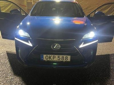 Lexus NX300h