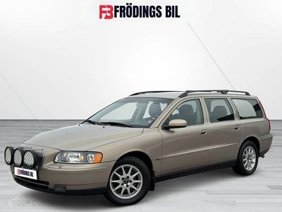 Begagnad Volvo V70 Kinetic 170 HK (125 kW) 2004 Brun Kombi