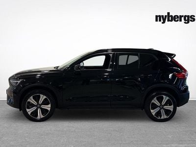 Svart Begagnad 2023 Volvo XC40 Single Motor SUV | 319 000 kr (Marknadspris)