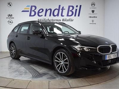 Begagnad BMW 330e Shadowline 293 HK (215 kW) 2024 Svart Kombi