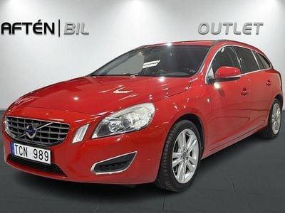 Röd Begagnad 2013 Volvo V60 Momentum Kombi | 94 800 kr (Bra pris)