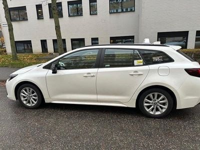 Begagnad 2025 Toyota Corolla Kombi | 308 000 kr (Marknadspris)