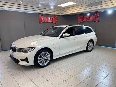 BMW 330e