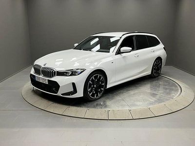 Vit Begagnad 2025 BMW 320 M Sport Kombi | 519 000 kr