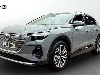 Grå Begagnad 2022 Audi Q4 e-tron Advanced Plus SUV | 359 000 kr (Marknadspris)